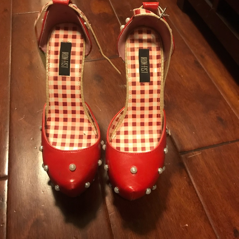 Vintage Platform High heels in new shape